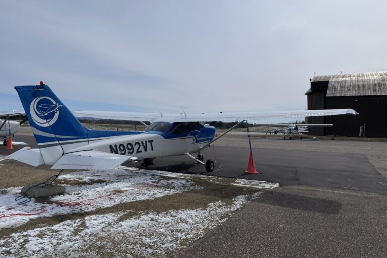 992VT-Back-Right-e1711120026618-1024x683