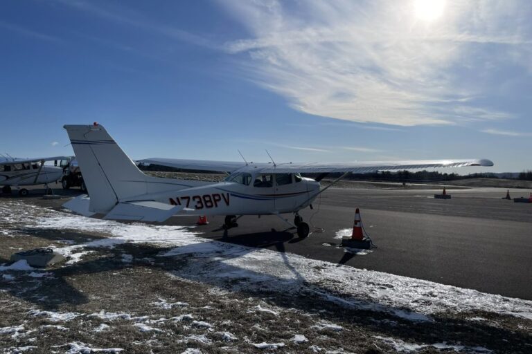 N738PV-Back-Right-e1711116742352-1024x683